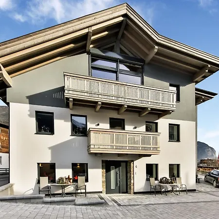Elegant In With Terrace Apartament